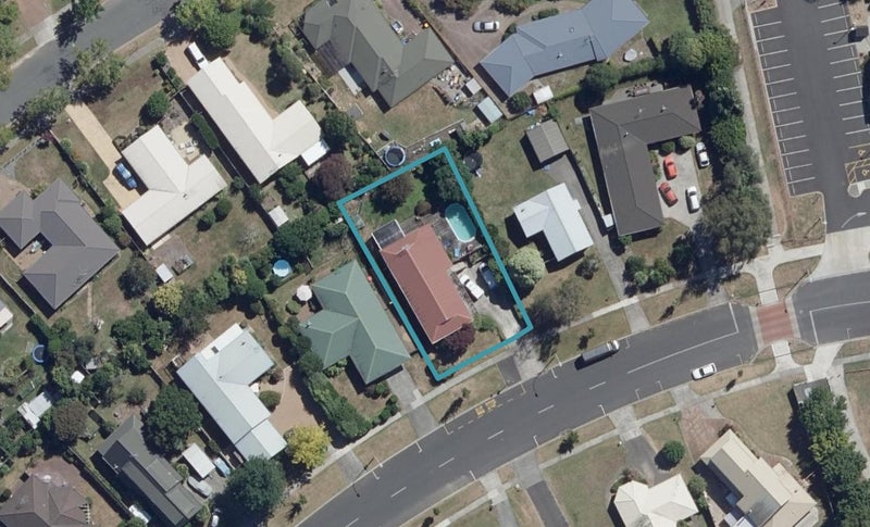 94 Endeavour Avenue, Flagstaff, Hamilton - Carousel 1