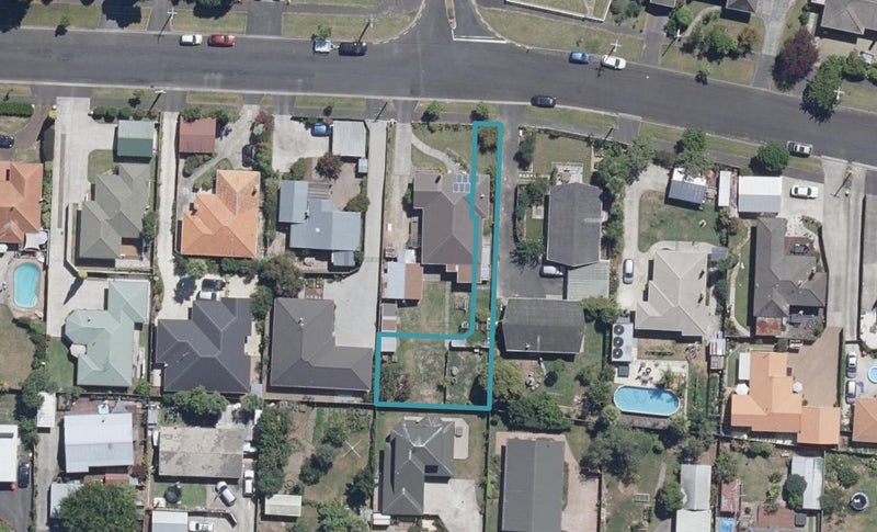 4/24 Pearsons Avenue, Claudelands, Hamilton - Carousel 1