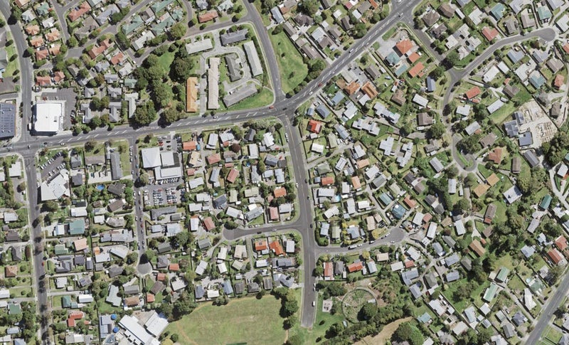 5 Marinich Drive, Ranui, Auckland - Carousel 1
