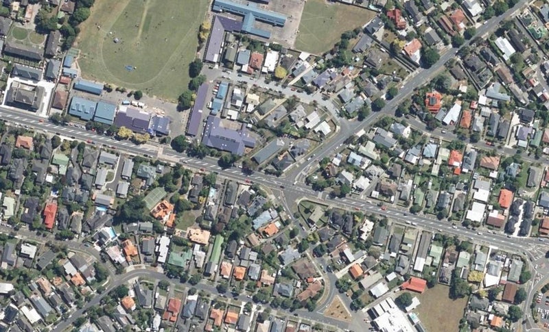 197 Waterloo Road, Hutt Central, Lower Hutt - Carousel 1