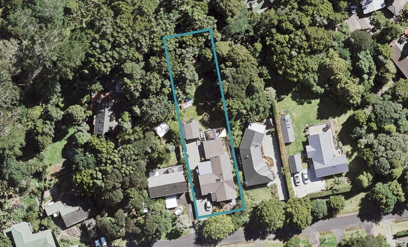 21 Tane Road, Laingholm, Auckland - Carousel 1