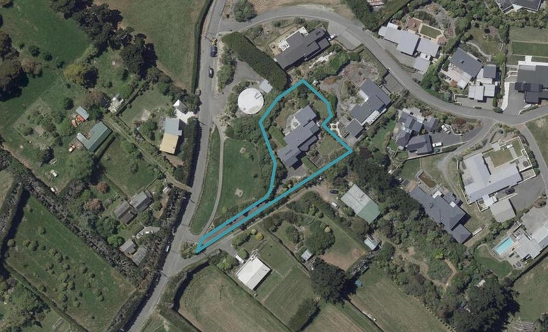 179 Moncks Spur Road, Mount Pleasant, Christchurch - Carousel 1