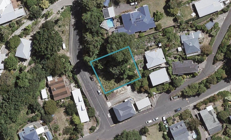 7 Thompson Road, Bluff Hill, Napier - Carousel 1