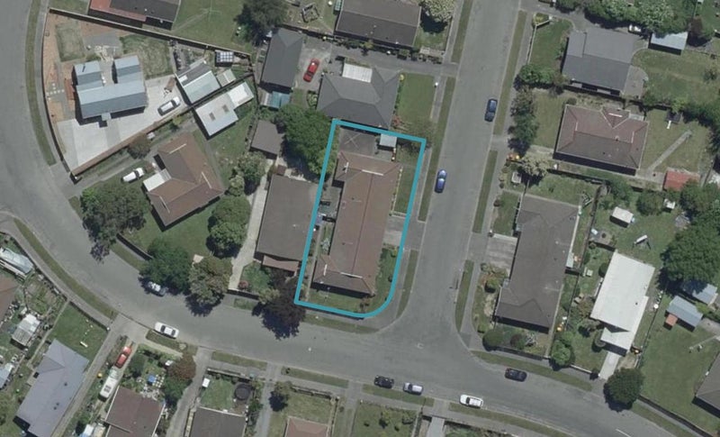 10 Charnwood Crescent, Bishopdale, Christchurch - Carousel 1