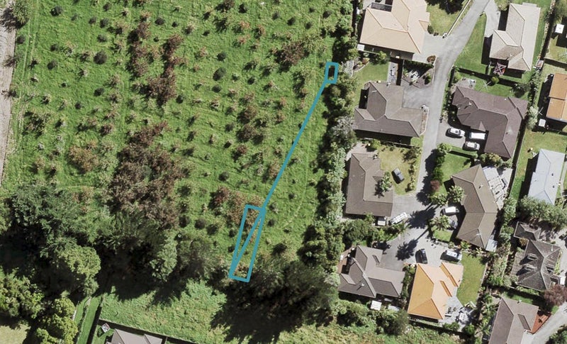 45 Selo Street, Glen Eden, Auckland - Carousel 1
