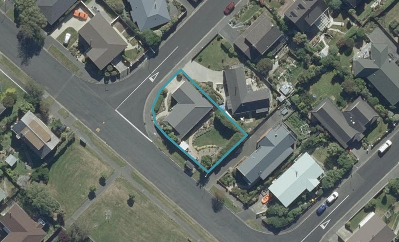 237 Larnach Road, Waverley, Dunedin - Carousel 1
