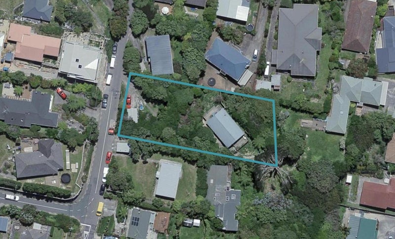 13 Prospect Terrace, Johnsonville, Wellington - Carousel 1