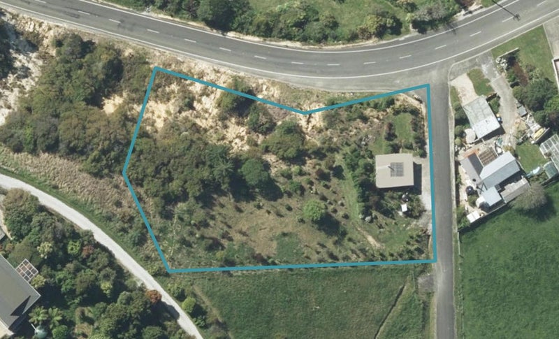 1090 Abel Tasman Drive, Ligar Bay, Tākaka - Carousel 1