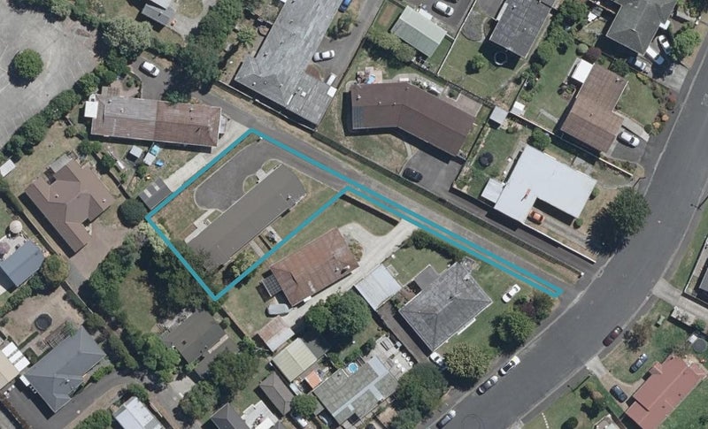 10 Dalgliesh Avenue, Forest Lake, Hamilton - Carousel 1