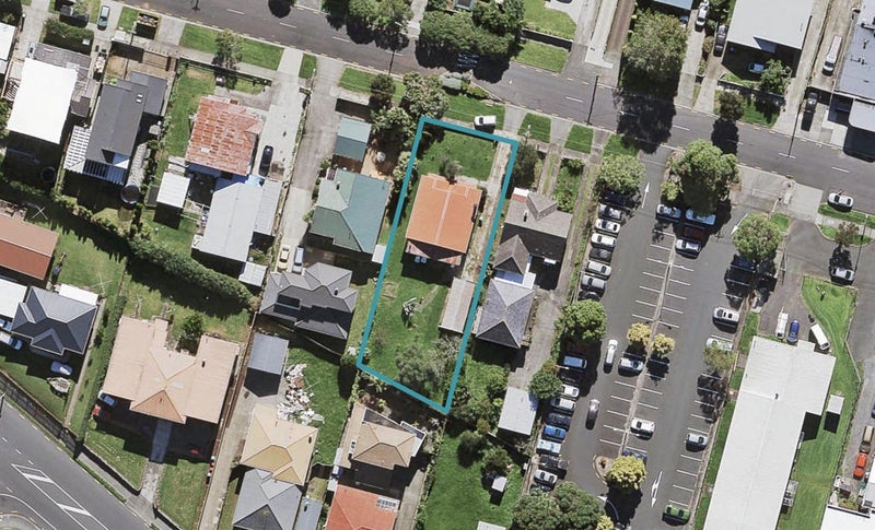 8 Jasper Avenue, Mount Roskill, Auckland - Carousel 1