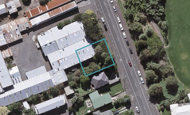 226 Carrington Street, Vogeltown, New Plymouth - Carousel 1