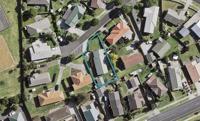 12 Colt Place, Randwick Park, Auckland - Carousel 1