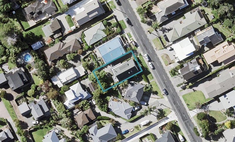 83 Clovelly Road, Bucklands Beach, Auckland - Carousel 1