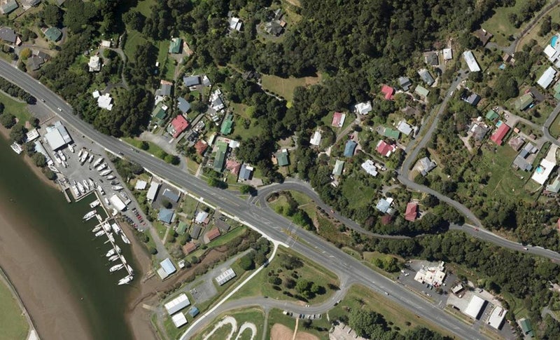 1 Memorial Drive, Parahaki, Whangarei - Carousel 1