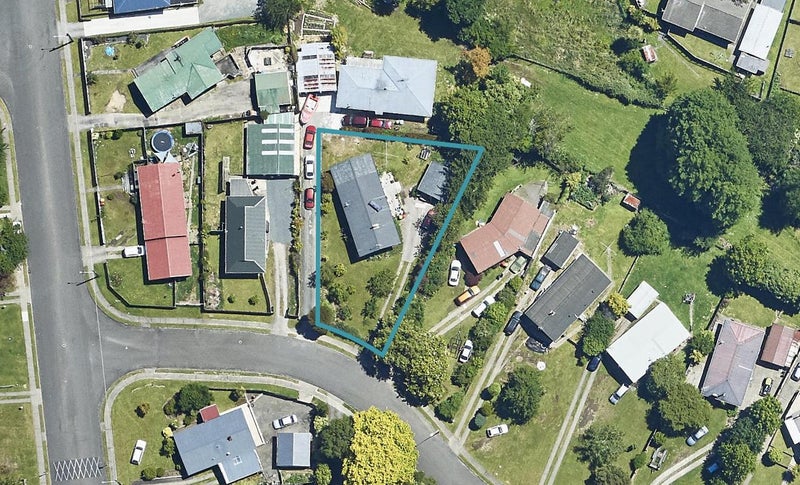 8 Turquoise Place, Pukehangi, Rotorua - Carousel 1