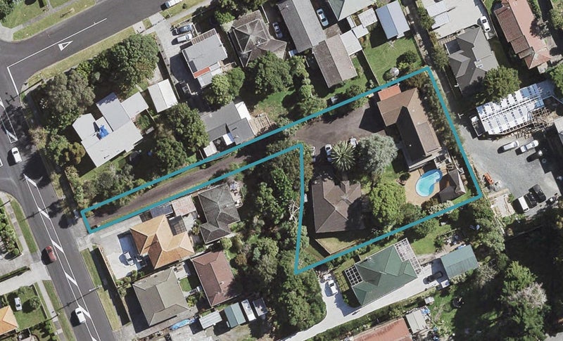 2/44 Claude Road, Hillpark, Auckland - Carousel 1