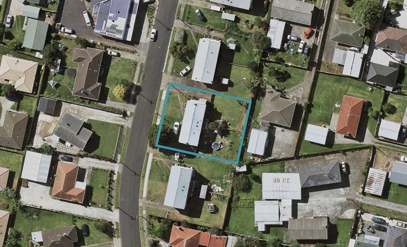 6 Piako Street, Ōtara, Auckland - Carousel 1