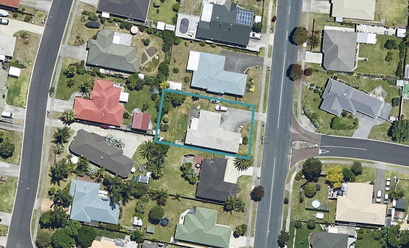 137 Pacific View Road, Papamoa Beach, Papamoa - Carousel 1