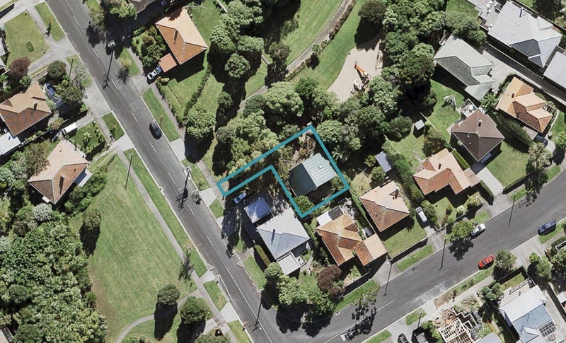 71A Moa Road, Point Chevalier, Auckland - Carousel 1