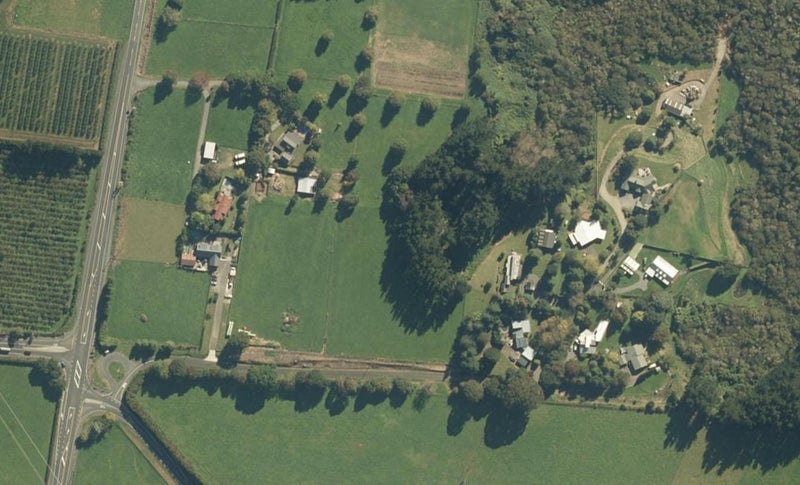 1 Whakarawe Lane, Leamington, Cambridge - Carousel 1
