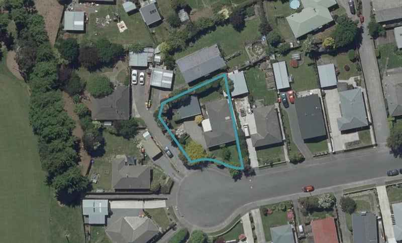 20 Roswell Place, Islington, Christchurch - Carousel 1