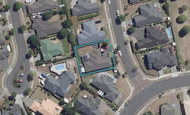 3 Parkwood Place, Huntington, Hamilton - Carousel 1