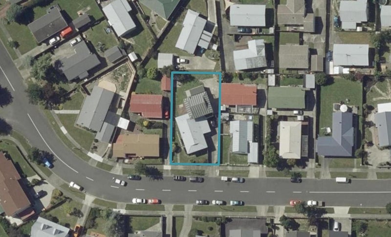 33 Peter Hall Drive, Kelvin Grove, Palmerston North - Carousel 1