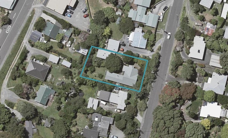 6 Tennis Court Road, Raumati South, Paraparaumu - Carousel 1