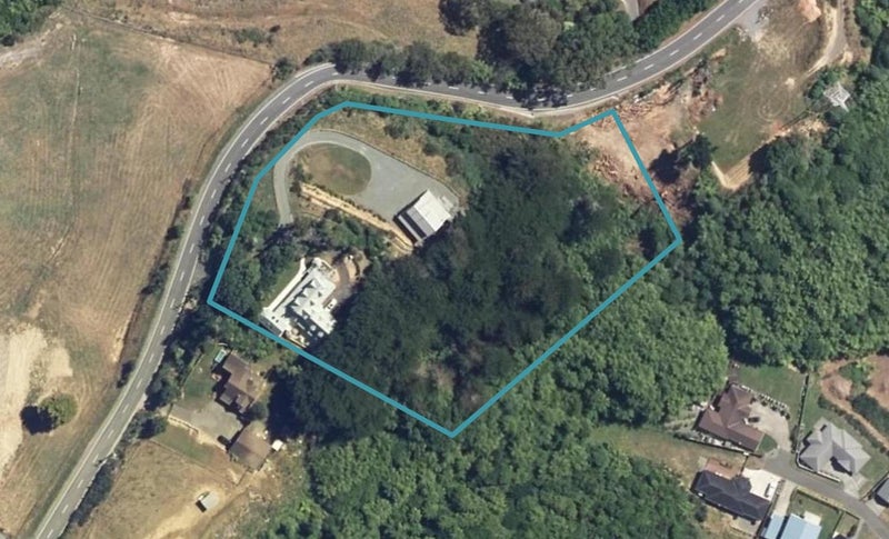53 Sweetacres Drive, Belmont, Lower Hutt - Carousel 1