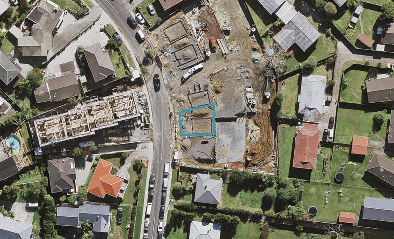 59 Potter Avenue, Northcote, Auckland - Carousel 1