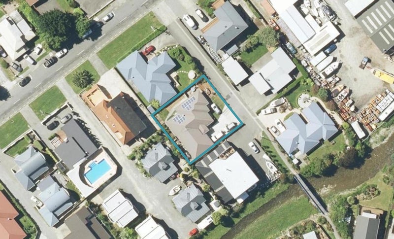 33A Beach Road, Waikawa, Picton - Carousel 1