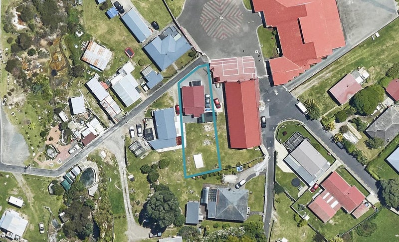 21 Kiharoa Street, Ohinemutu, Rotorua - Carousel 1