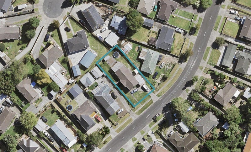 27 Bahari Drive, Ranui, Auckland - Carousel 1