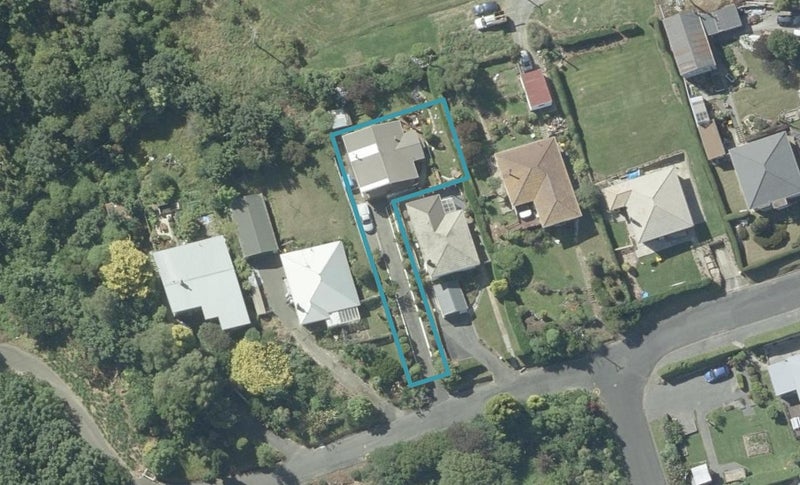 10A Hinau Street, Ravensbourne, Dunedin - Carousel 1