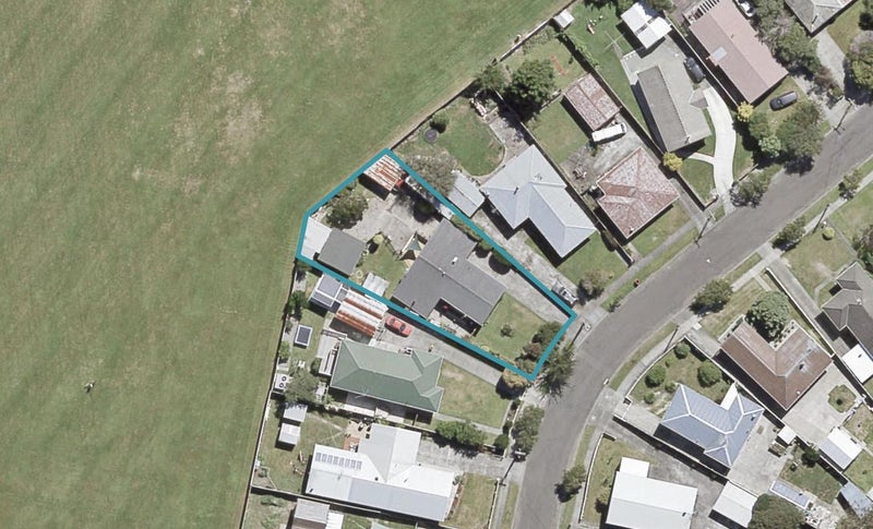 28 Mary Crescent, Elderslea, Upper Hutt - Carousel 1