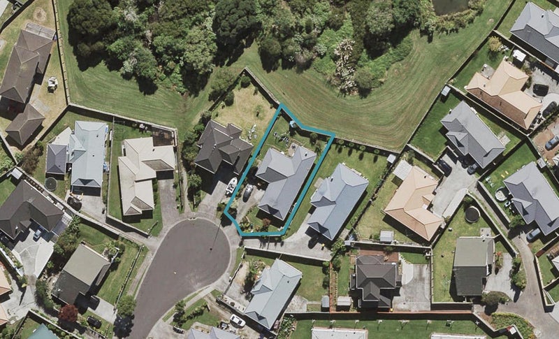 15 Peachwood Place, Favona, Auckland - Carousel 1