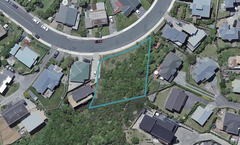 8 Sunhaven Drive, Newlands, Wellington - Carousel 1