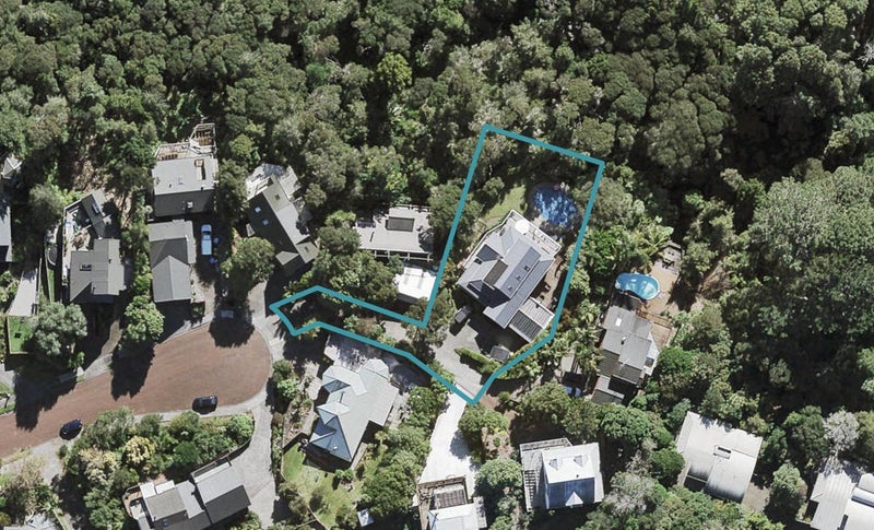 20 Hebe Place, Birkenhead, Auckland - Carousel 1