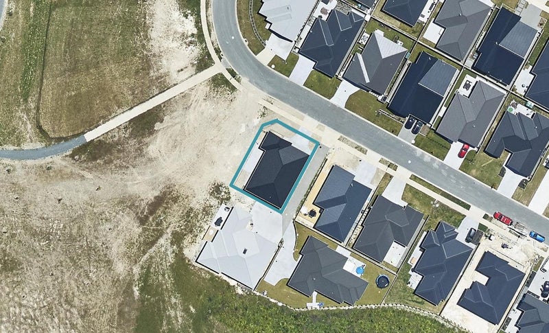 65 Awataha Crescent, Pyes Pa, Tauranga - Carousel 1