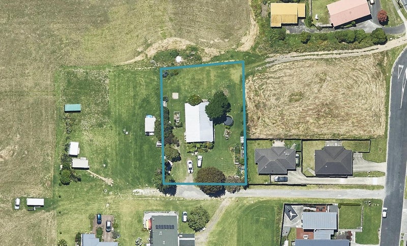 12 Stephens Place, Hairini, Tauranga - Carousel 1