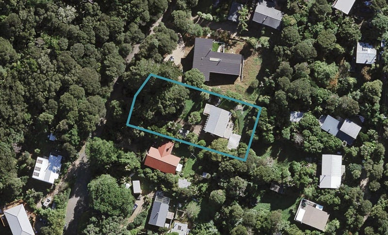 42 Glen Brook Road, Omiha, Waiheke Island - Carousel 1