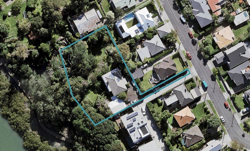50 Sunny Brae Crescent, Westmere, Auckland - Carousel 1