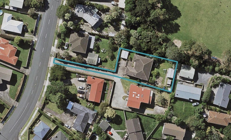 26/22 Cardiff Road, Pakuranga, Auckland - Carousel 1