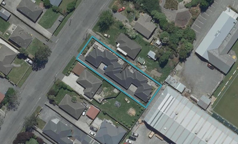 4/18 Morrison Avenue, Northcote, Christchurch - Carousel 1