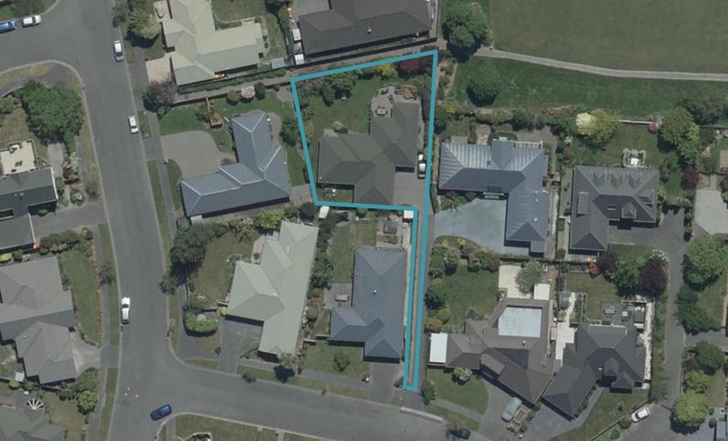 5 Thornwood Place, Redwood, Christchurch - Carousel 1