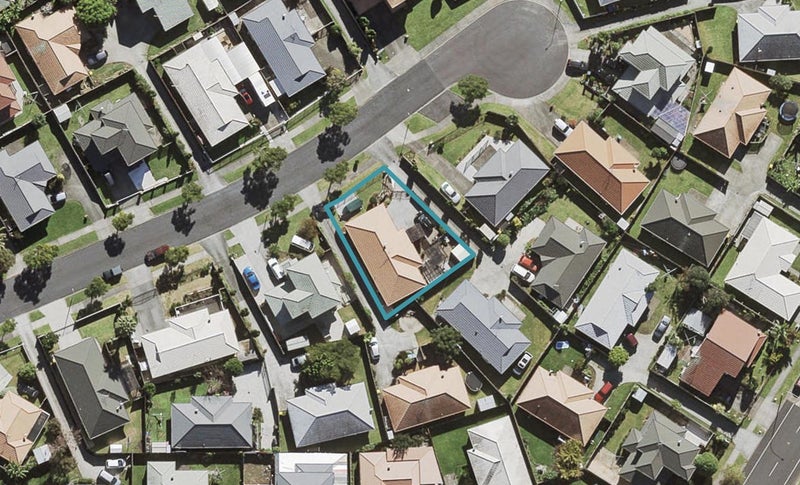 21 Regalwood Place, Favona, Auckland - Carousel 1