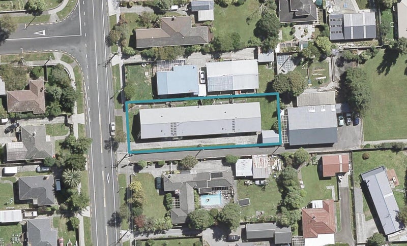 283A Stokes Valley Road, Stokes Valley, Lower Hutt - Carousel 1