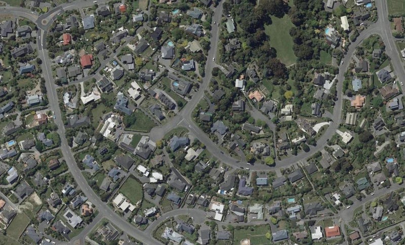 30 Woodside Common, Westmorland, Christchurch - Carousel 1