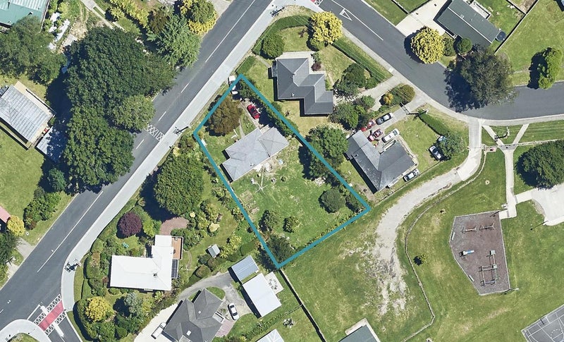 70 Gordon Road, Western Heights, Rotorua - Carousel 1