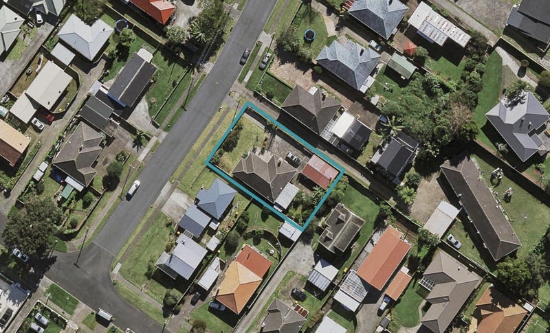 58 Regent Street, Papatoetoe, Auckland - Carousel 1